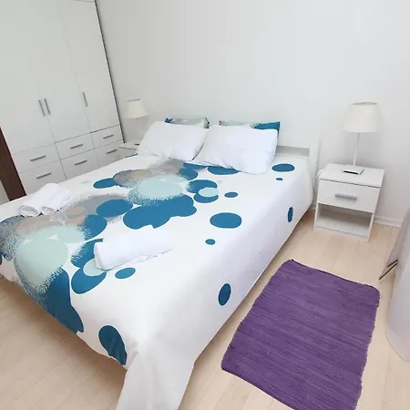 Makado Apartment Marin ロヴィニ